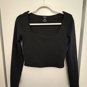 Black Square Neck Long Sleeve Top
